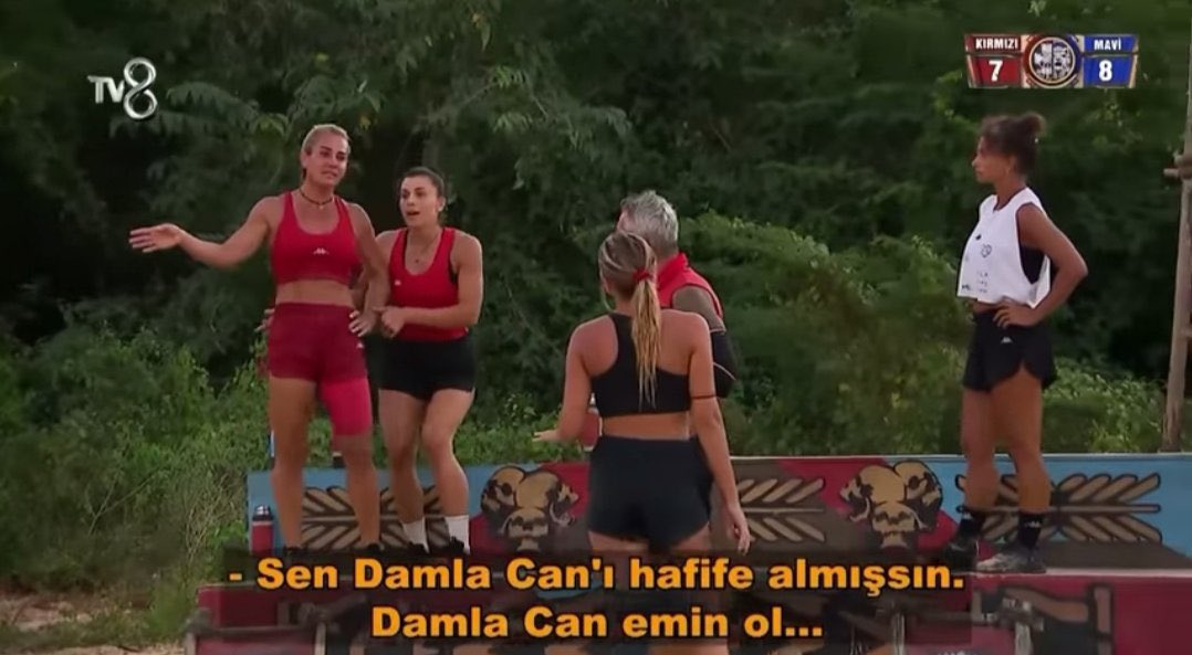 ececanfann's tweet photo. @1hemdm Damla Nagihan gibi survivor delisi olmadiği için bu sene davet edildiği halde gitmedi anca kudurusun sen boyle Nagihan hanim Damla orda olamdiği halde hala kiza laf sokmaya çalişiyor kudum kudum kuduruyorsun kiskaniyorsun Damlayi deli gibi hemde https://t.co/LQrybHCBd6
