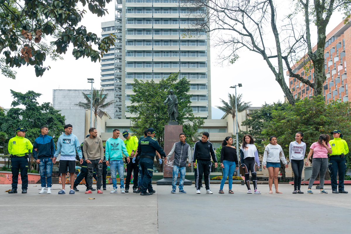 Localízate 1490 tweet media