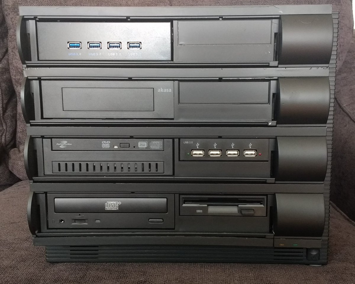 RISCOSbits tweet media