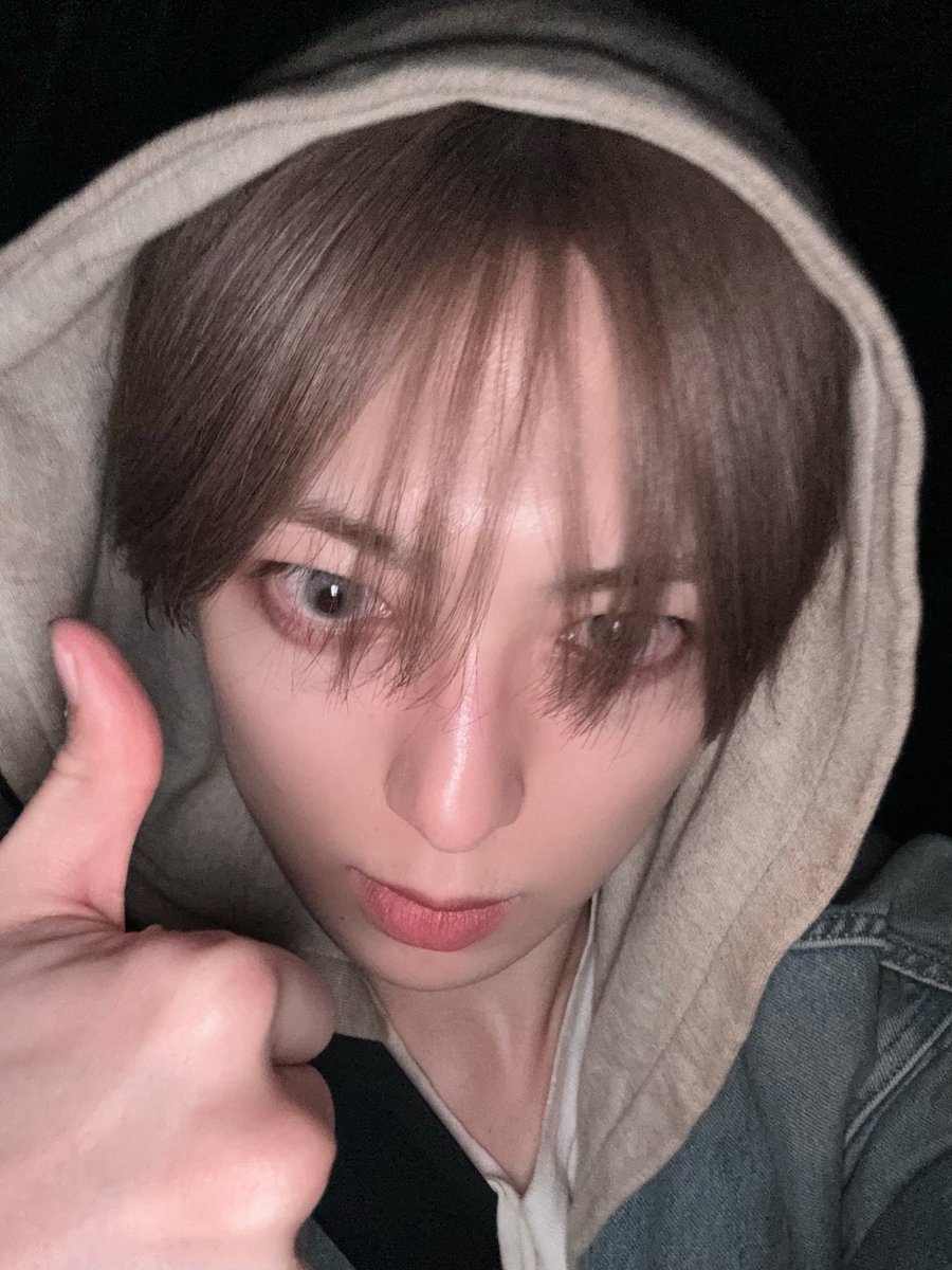 먐 tweet media