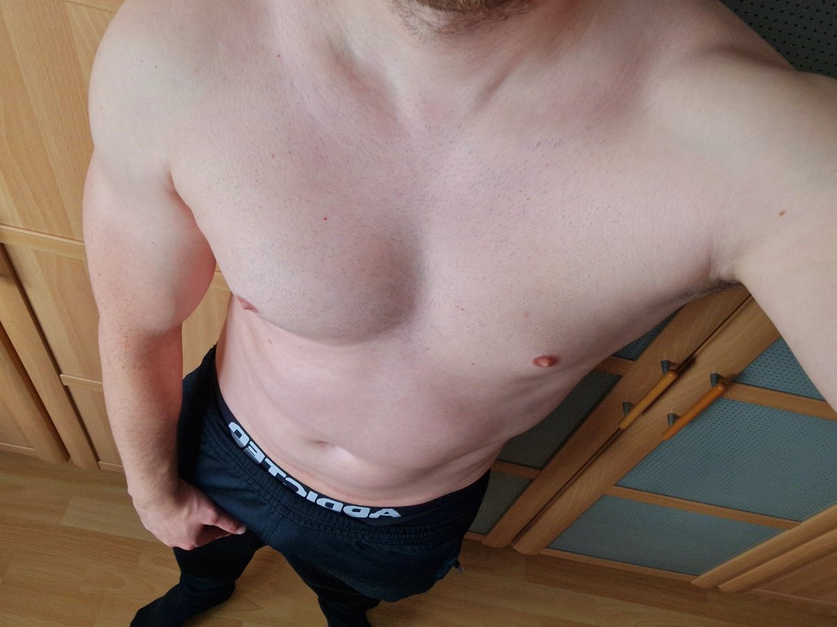 Domikron tweet media