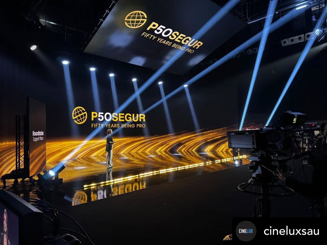 Robelighting's tweet photo. Designing an immersive and glamorous lighting design for a 50th Anniversary celebration which kept the distinct aesthetic of cinema at the forefront of the creative vision with Cinelux SAU & a rig using @Robelighting #MegaPointe & #Spiider luminaires plus #RoboSpot systems. https://t.co/MuEnACoDoJ