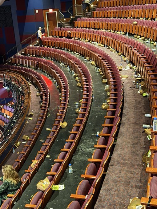 Dzicz opuściła Oskary