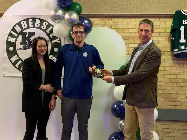 crop_aid's tweet photo. We were proud to attend the  @KlippersHockey awards night this weekend and present the Crop Aid Fan of the Year and Volunteer of the Year awards.

The passion of the fans and the dedication of volunteers are what make hockey communities so special. Congratulations to the recipients and thank you for everything you do!