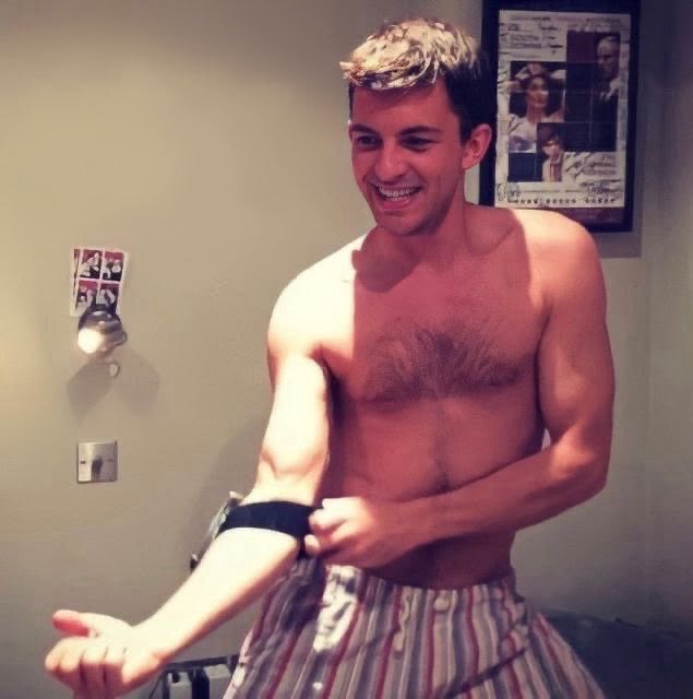 best of jonathan bailey tweet media