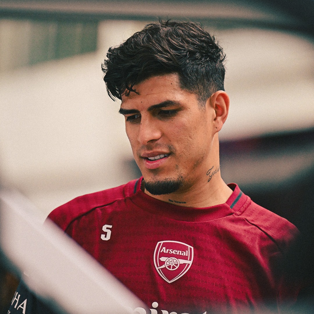 Arsenal's tweet photo. Back to work 💼

Check out the best photos from today's session at Sobha Realty Training Centre 📸