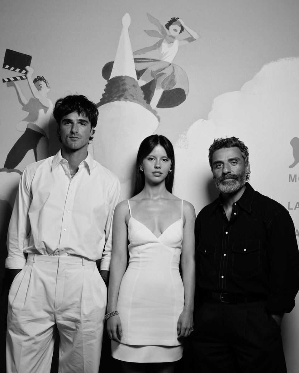 la_Biennale's tweet image. Congratulations to @RealGDT’s @FrankensteinGDT! After mesmerising audiences at the #BiennaleCinema2025 #Venezia82, the film stormed #Oscars night, winning 3 @TheAcademy Awards: Best Costume Design, Best Makeup and Hairstyling, and Best Production Design – a thrilling triumph of