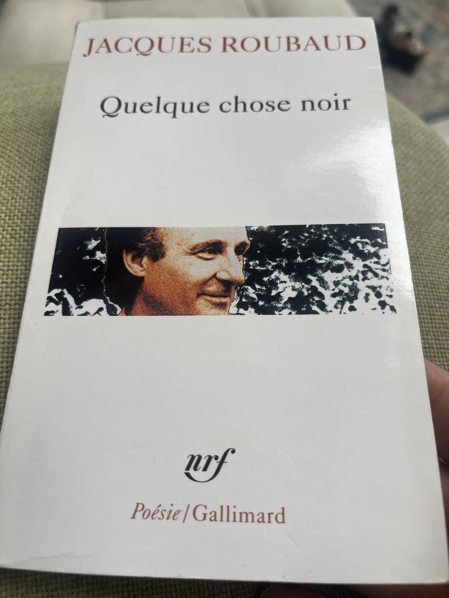 p0ezi's tweet photo. Du révolu je me fais une vérité
De ne pas rester acceptant que tu n’es pas, le silence
Mais ignorant, ignorant ce que serait le contraire du rien de toi
Jacques #Roubaud
Théologien de l’#inexistence (1986: 84) #poésie #poème #Fragment #mort #théologie https://t.co/E9wa0XBaGX