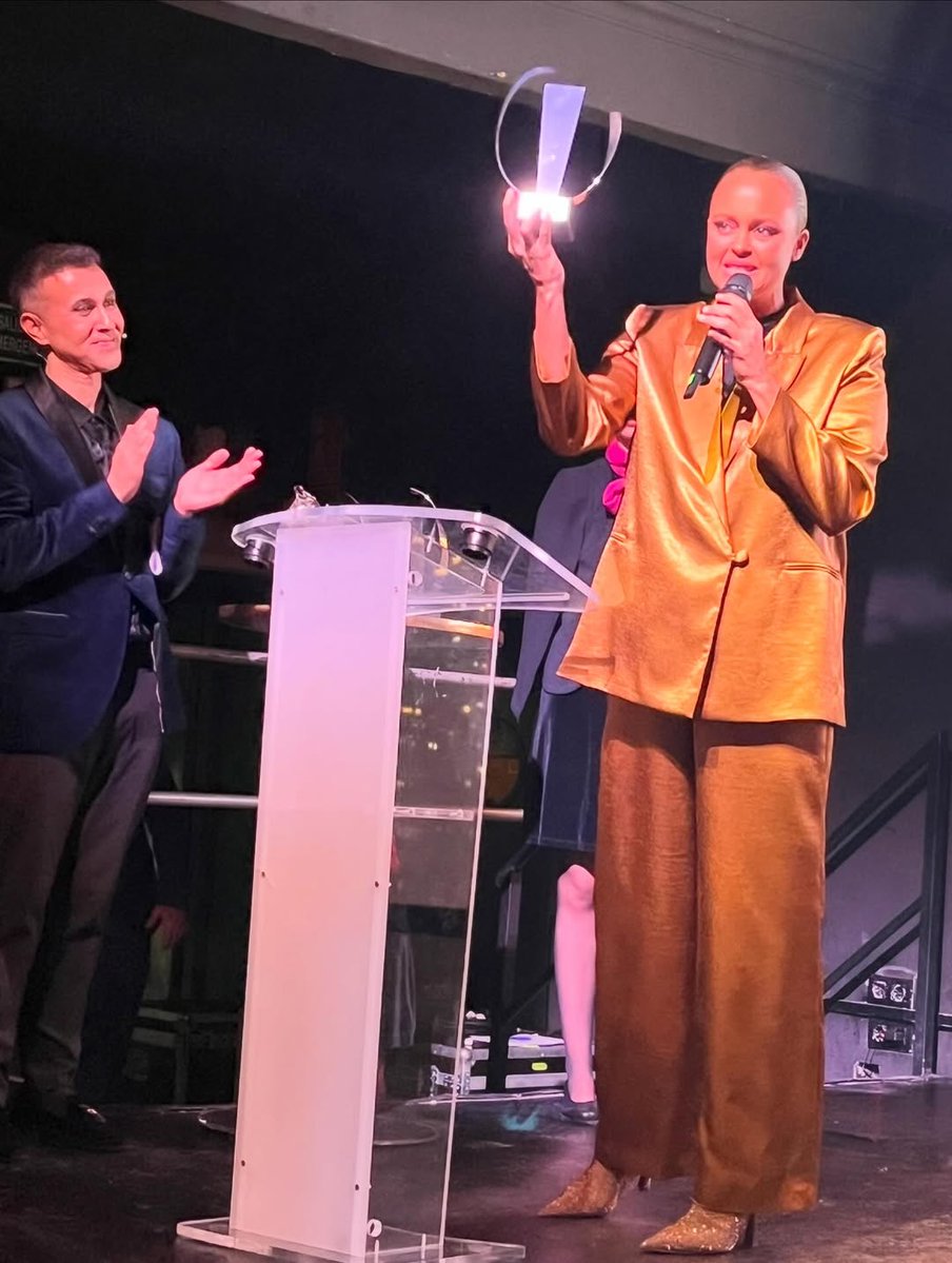 Shaila Dúrcal Mundo tweet media