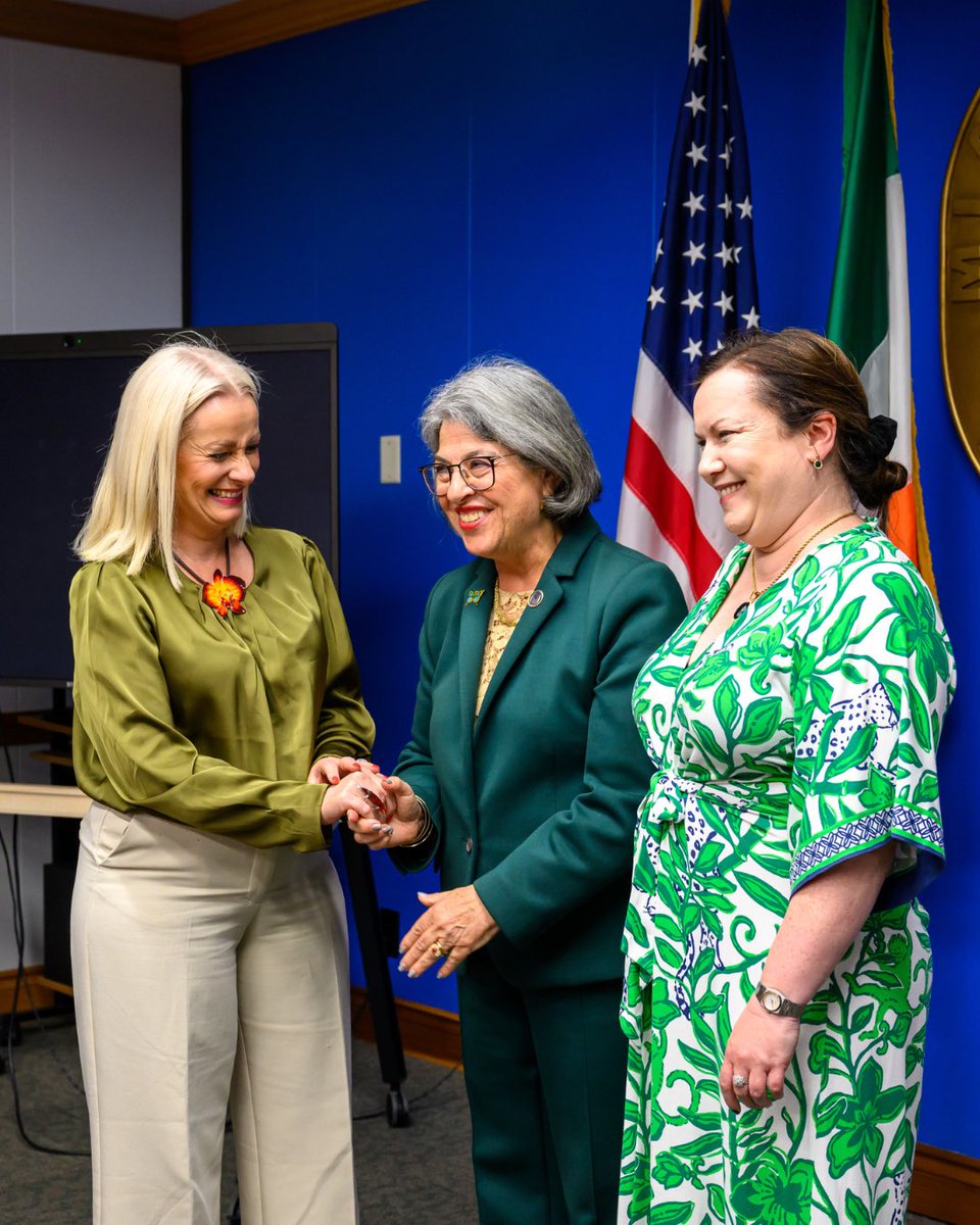 Daniella Levine Cava tweet media