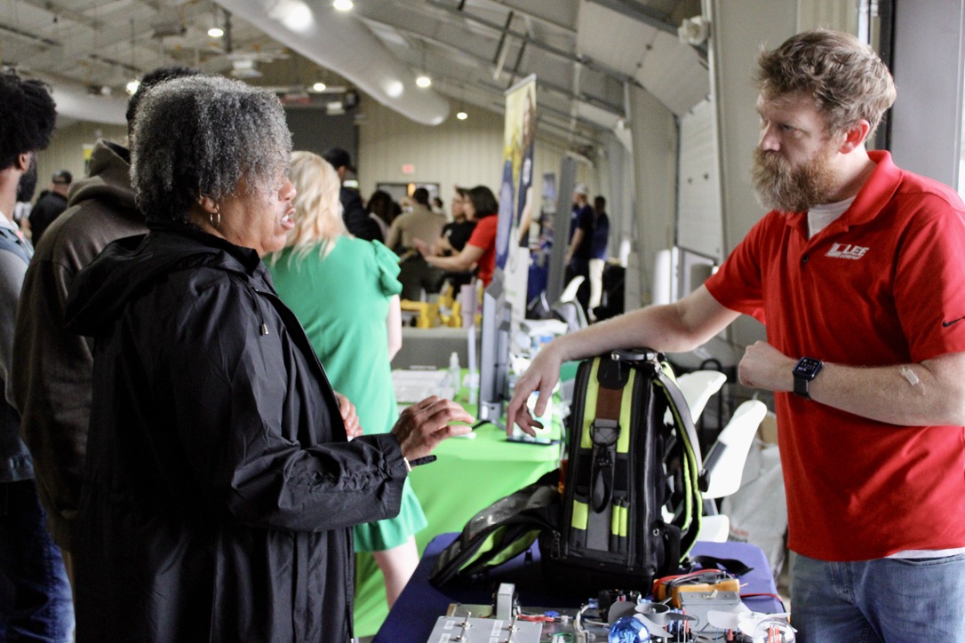 RutherfordWorks tweet media