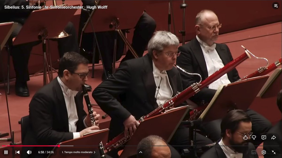 zencilencer's tweet photo. Why i'd love so much this classical music.. https://t.co/dFyRnworwx
