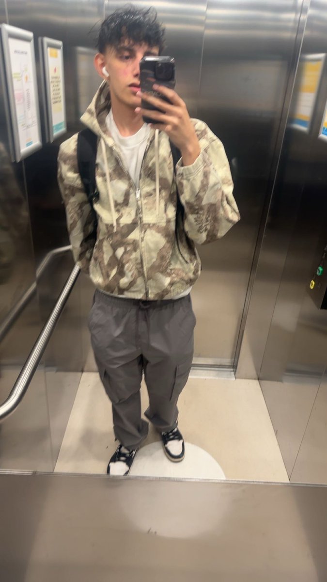 𒉭 tweet media