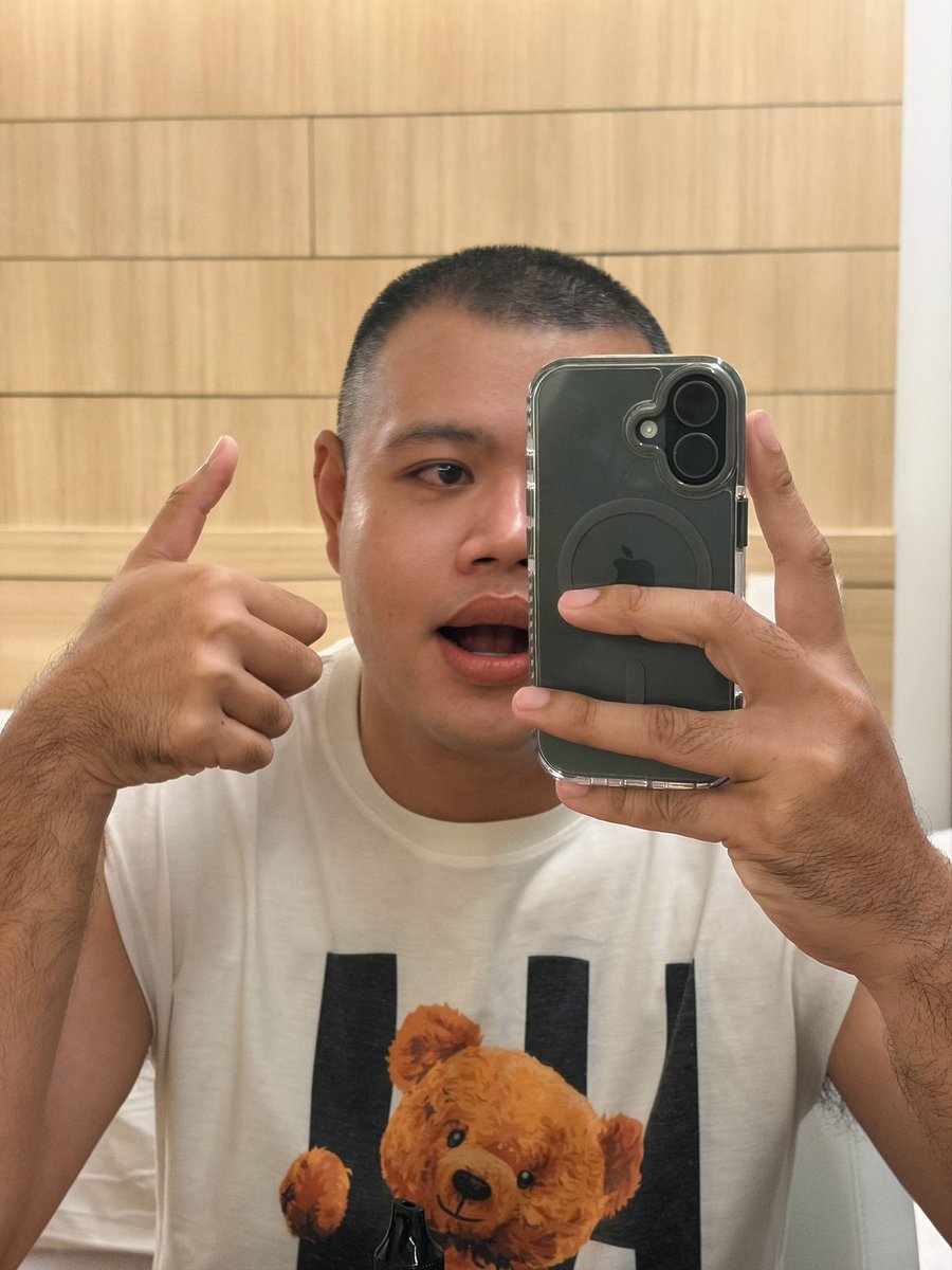 Monday_me tweet media