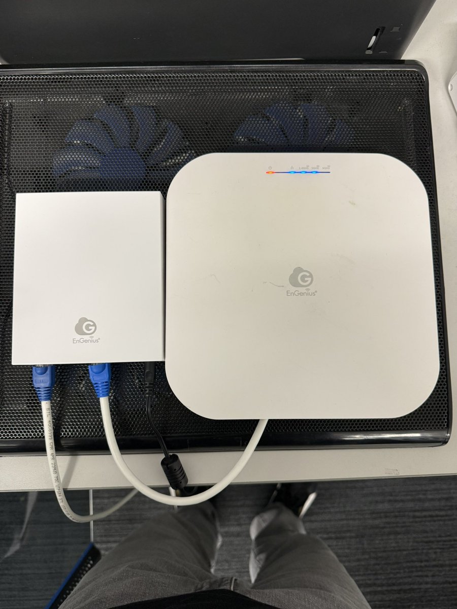BryanSlayman's tweet photo. ECW515 - Wi-Fi 7 Wall Plate! https://t.co/F7rtpTppSO
