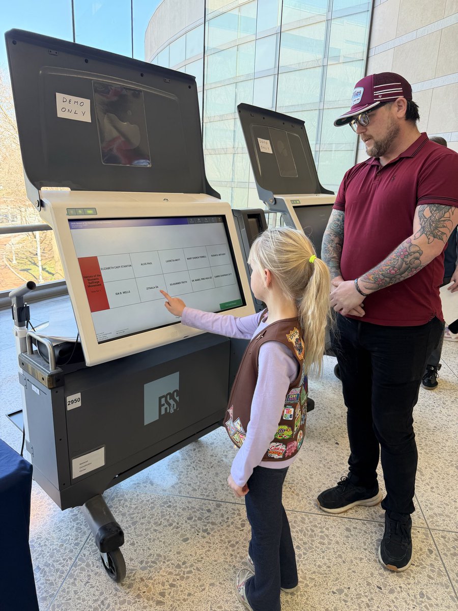 Seth Bluestein tweet media