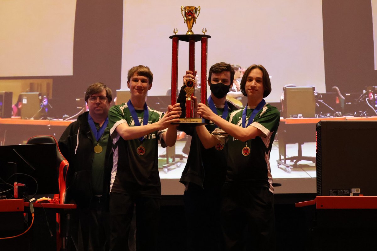 Holy Family Catholic High School tweet media