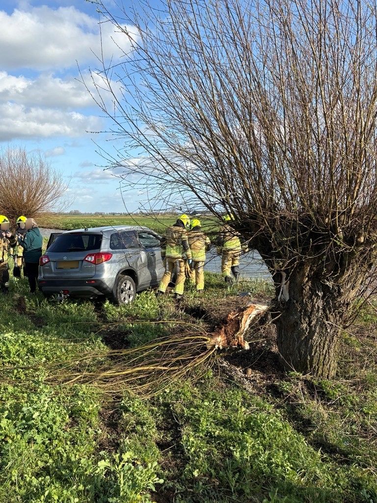 Vertraging op A15 richting Nijmegen door ongeval