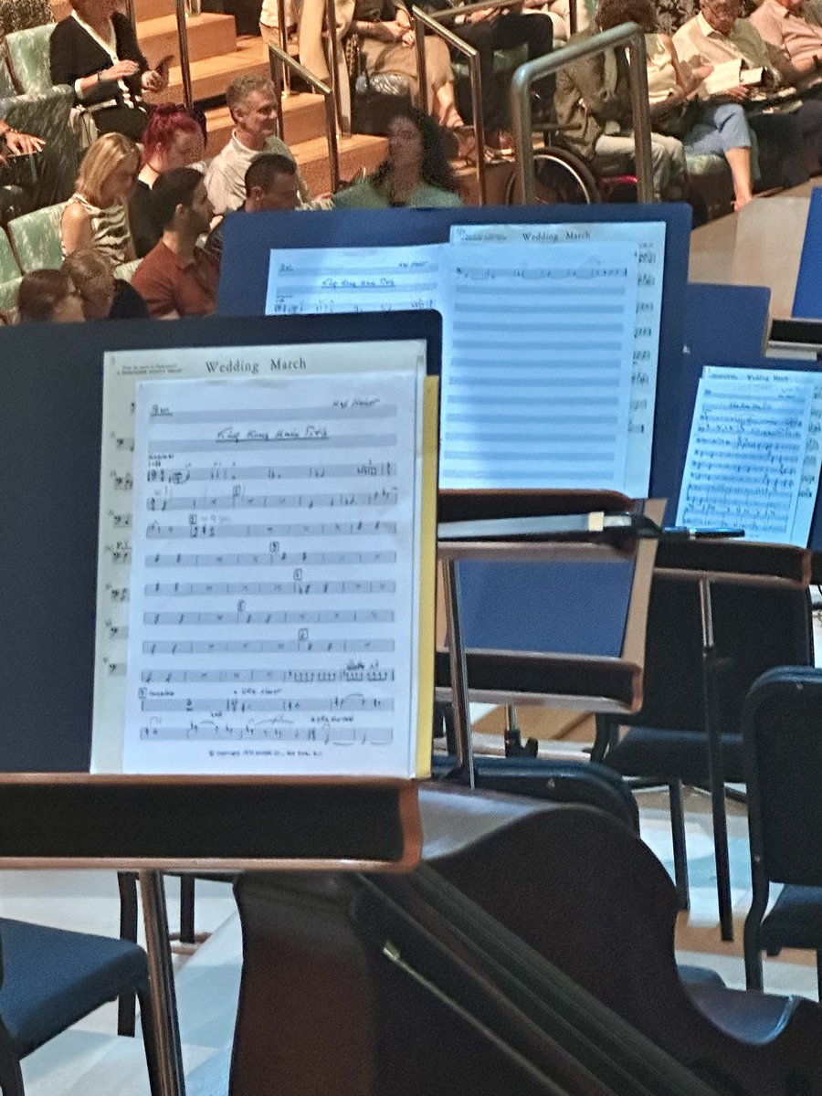 TomBlock_FS's tweet photo. This weekend we went to the New World Symphony in Miami Beach.  Fun concert and our seats right behind the base section are so close we can see the notes on the sheet music. https://t.co/JkOJpKyNwm