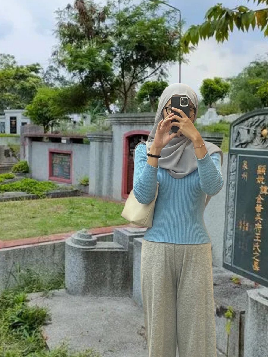 KIMFLOATING tweet media