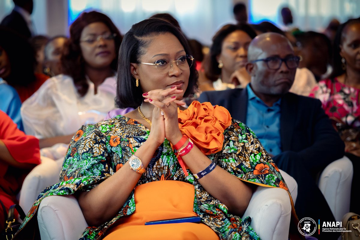 investindrc's tweet image. 🗓️ Kinshasa, 14 mars 2026

Entrepreneuriat féminin : la DG de l’ANAPI membre du jury de la 6ᵉ édition de Level Up MAKUTANO 

La Directrice Générale de l’Agence Nationale pour la Promotion des Investissements (#ANAPI) a pris part, ce samedi, à la sixième édition du programme