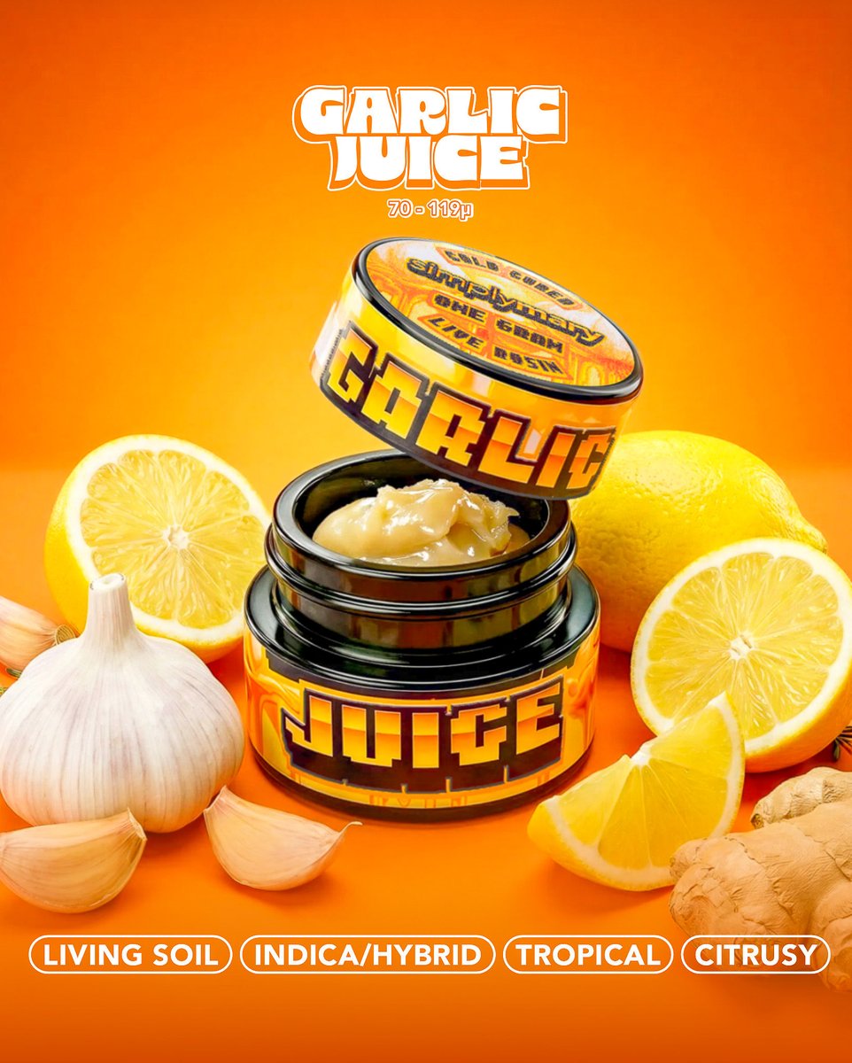 SimplyMary tweet media