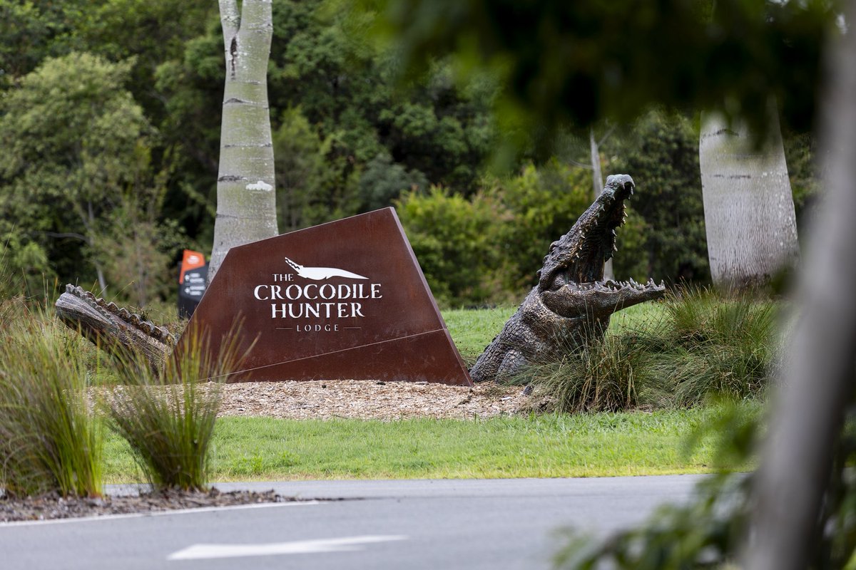 CrocHunterLodge tweet media