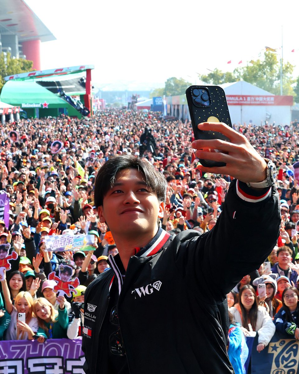 Cadillac tweet media