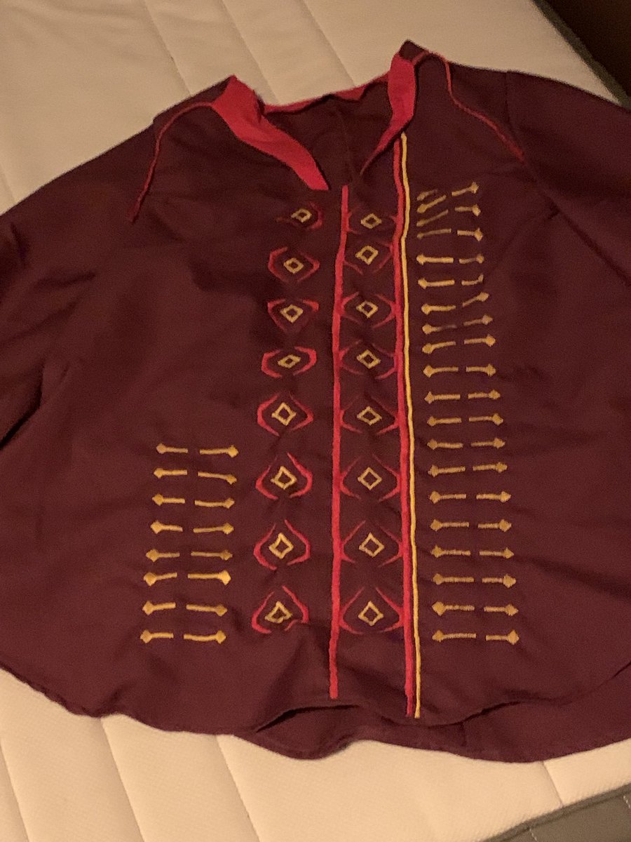 funsccry's tweet photo. https://t.co/F7c2ScPS9n embroidering this by hand has been the most time consuming cosplay project so far https://t.co/tpRA8bbsUy