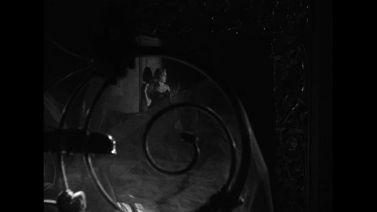 Werner Herzog's missing shoe tweet media