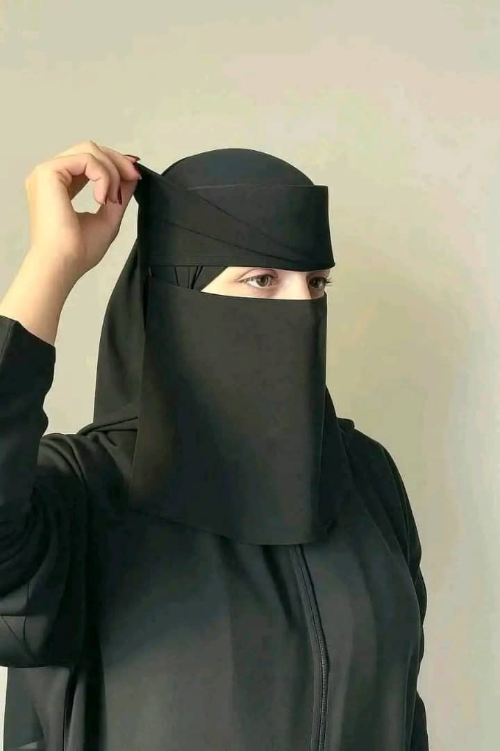 عطر الورد tweet media