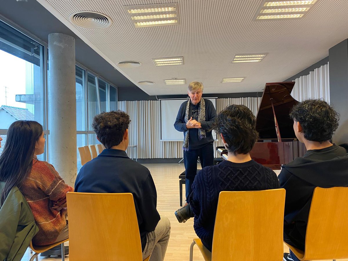 Conservatori dels Pirineus tweet media