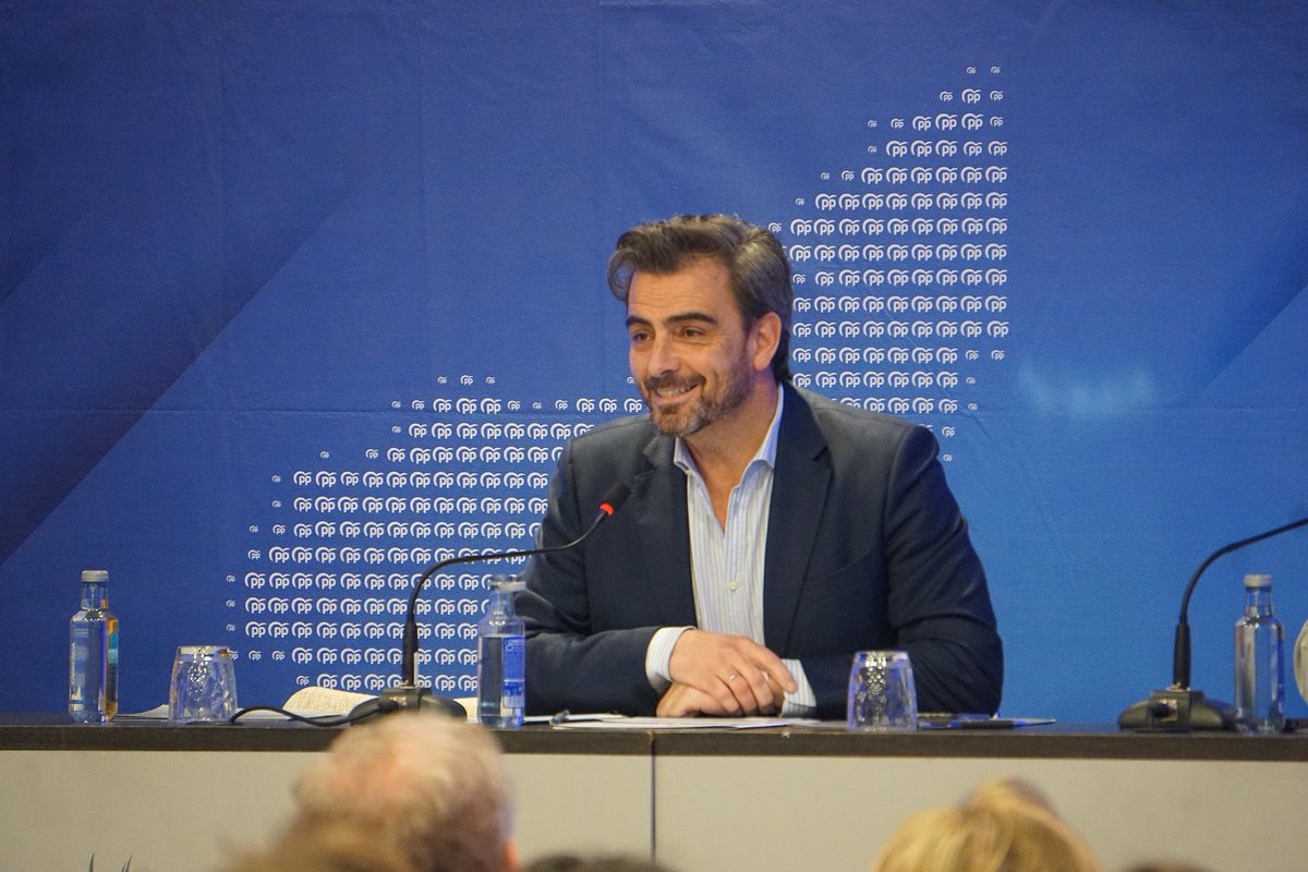 PP Provincia Coruña tweet media