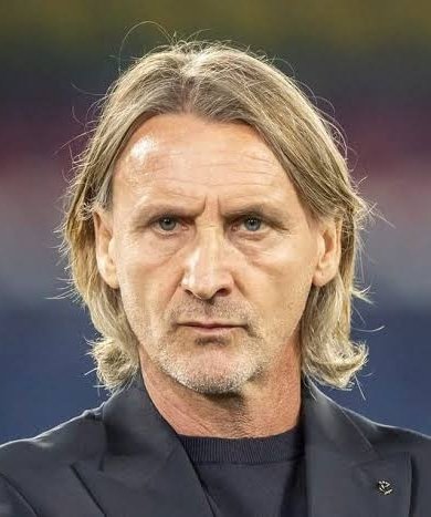 Bonvo il browtiano tweet media