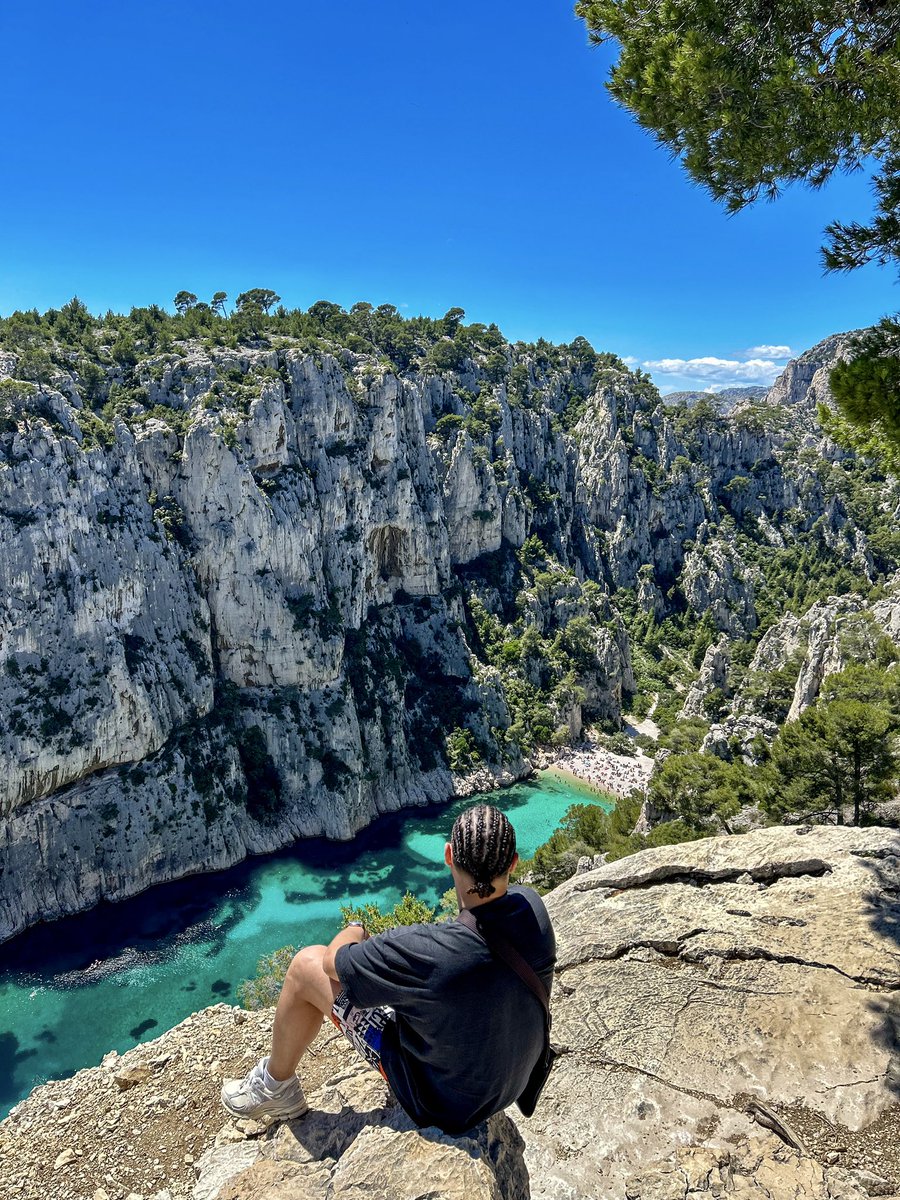 Globe Tucker tweet media