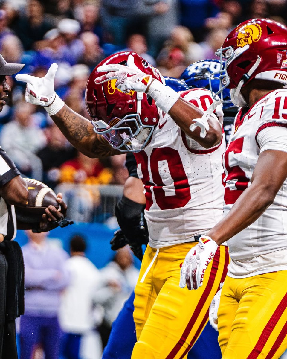 Gabriel Greenlee tweet media