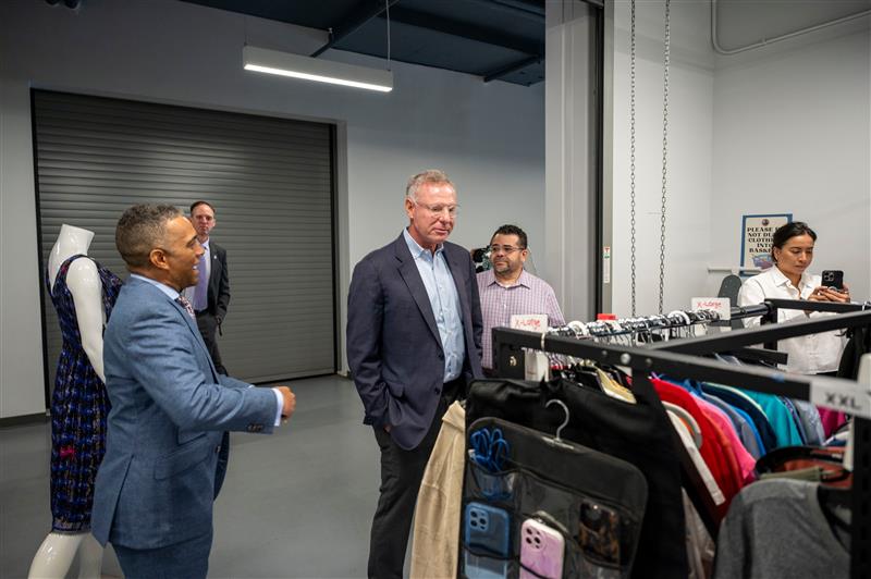 Rep. Scott Peters tweet media