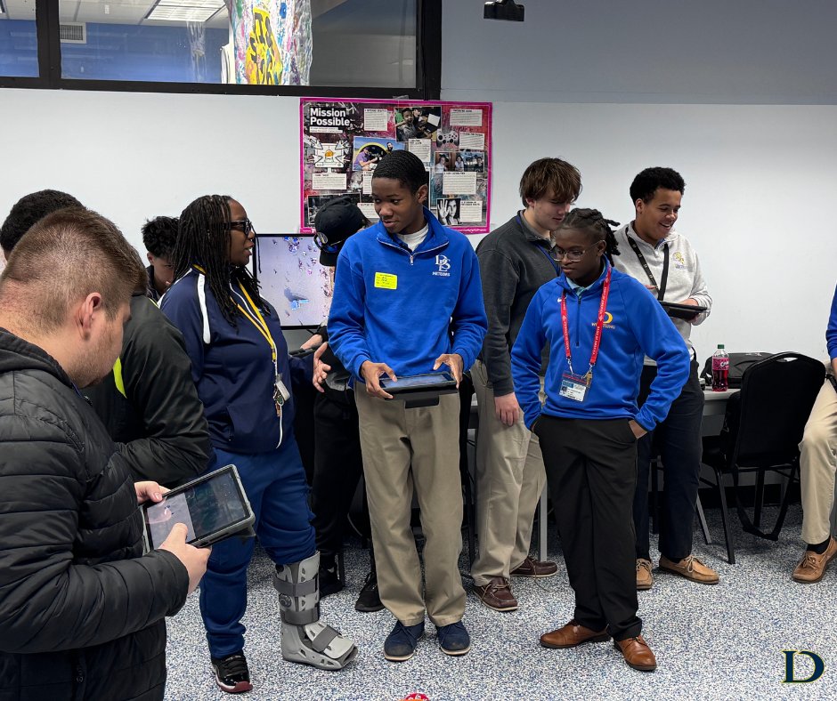 De La Salle Institute tweet media