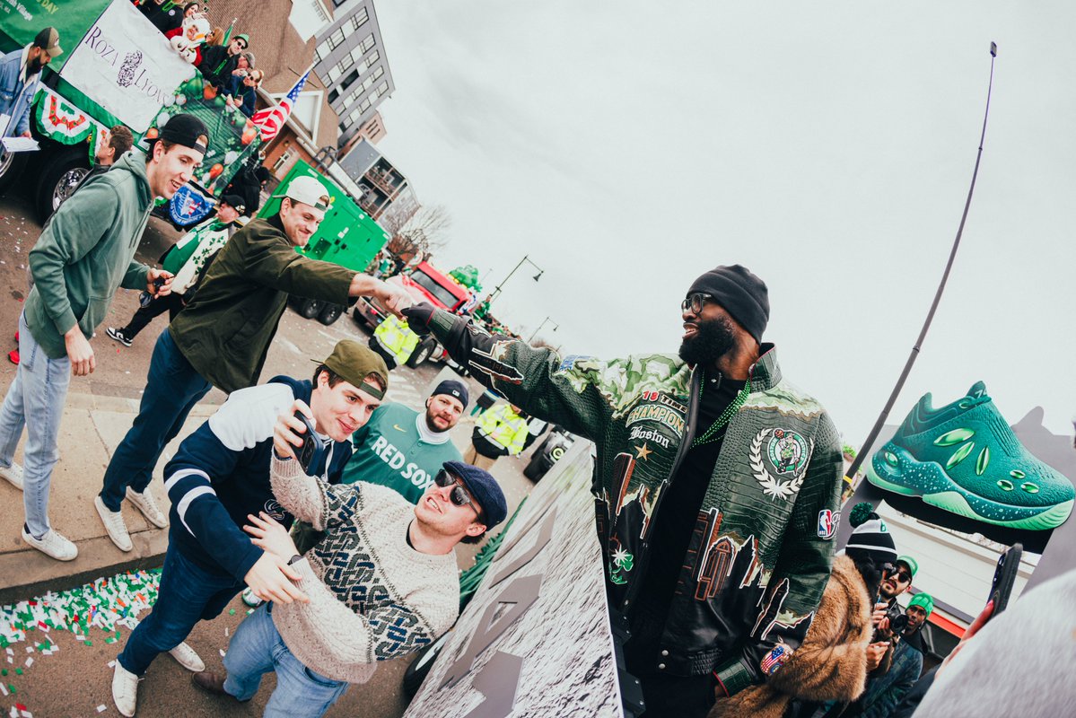 741Performance tweet media