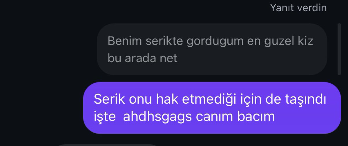 Seydalcc's tweet photo. @esii_____ hakkında sohbet ediyoruz… herkesin bildiği gerçeklerden ;)))) maşallah süphanallah yedi kere bin kere sjsjdjdjdjdj https://t.co/Q0GiGADOov