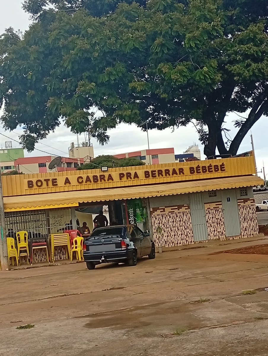 tai um nome foda pra um bar
