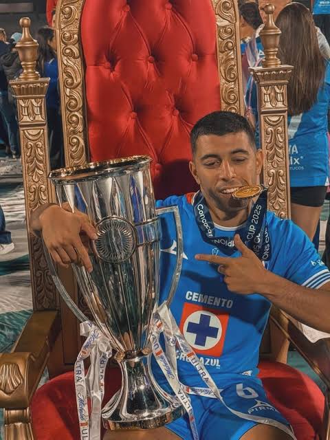 Azul Hasta la Cruz tweet media