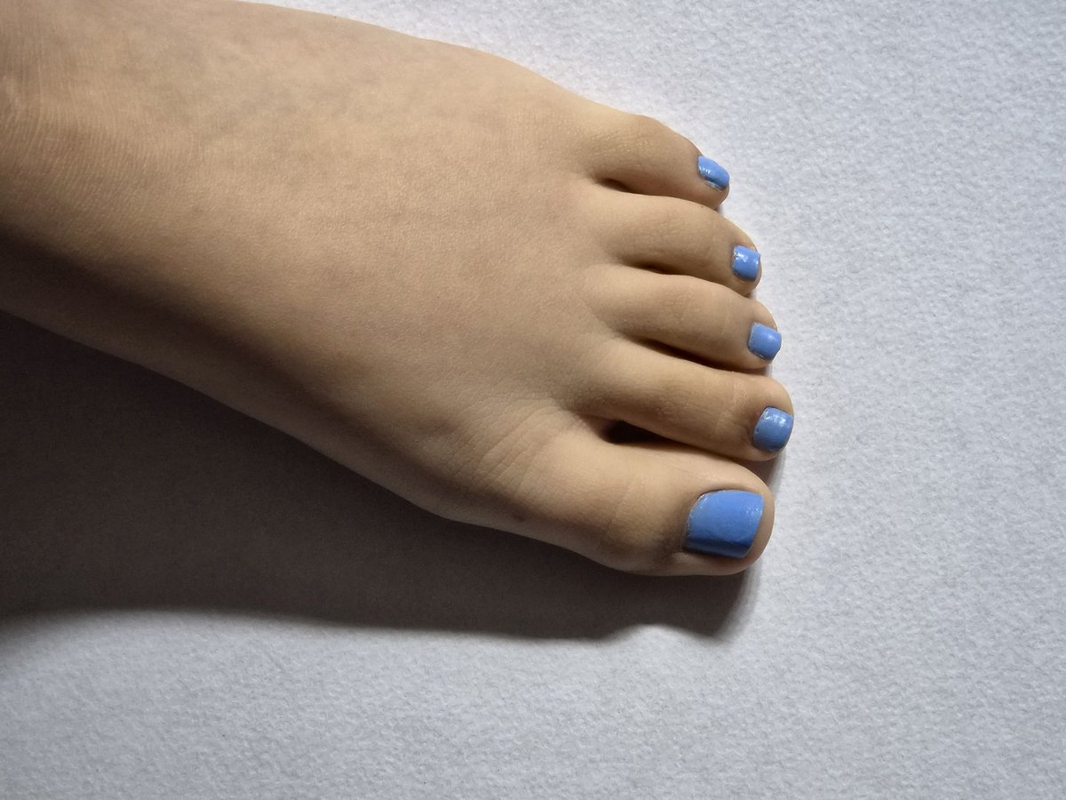 Te gustan mis pies?🥵🥵
Puedes comprar fotos exclusivas siempre que quieras 
#pies #fetiche #feetfetısh