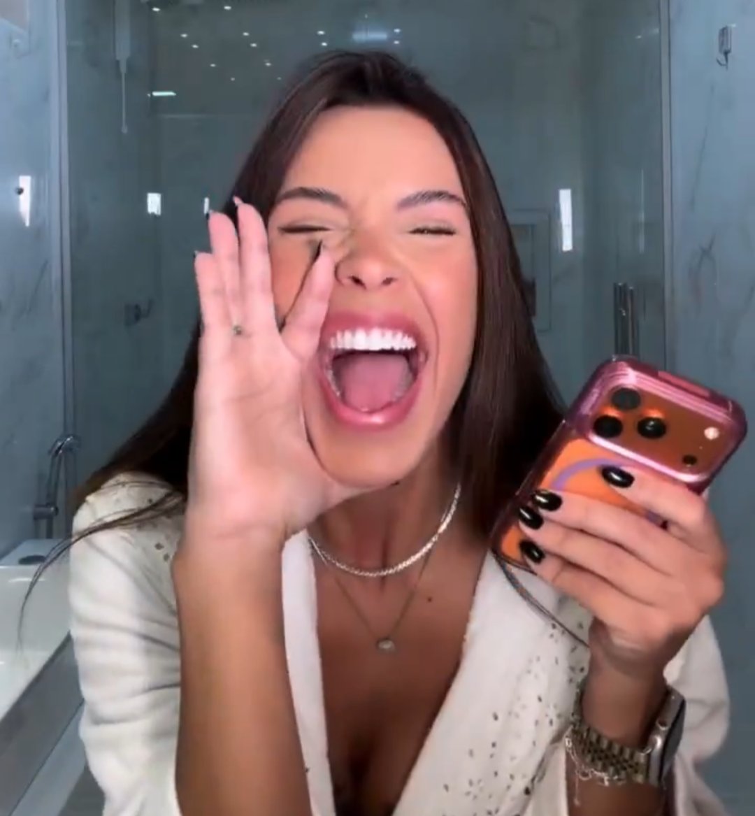 Cadela |AG8 It's fucking coming!!! tweet media