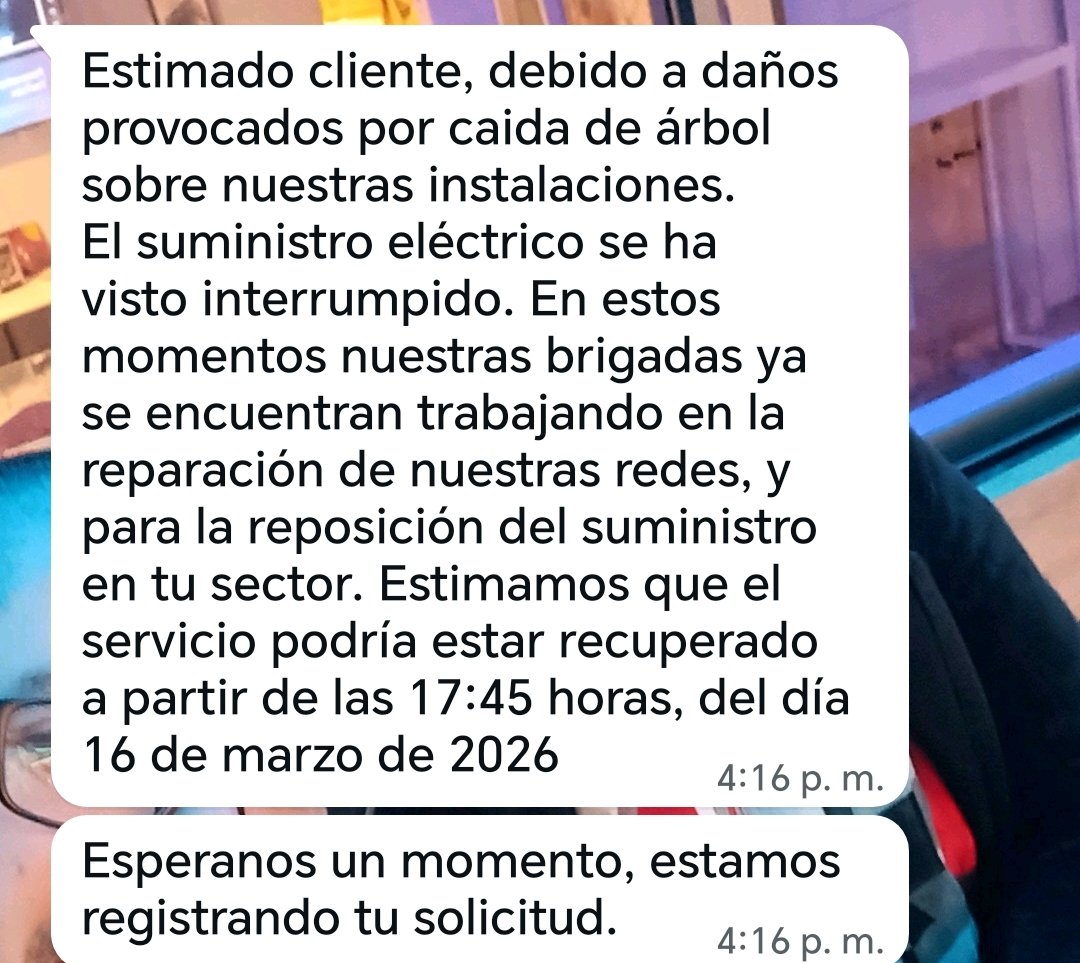 CEBB_PEDRO's tweet photo. @Frontel_ Primero dijieron la 16:00 después 17:45, después 18:00 y ahora 19:30 son super irresponsables las jodieron https://t.co/0VfdAj4WcV