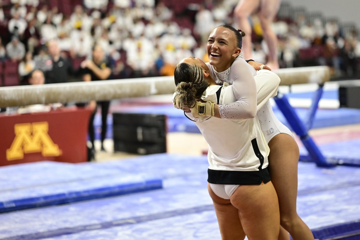 Minnesota Women’s Gym tweet media