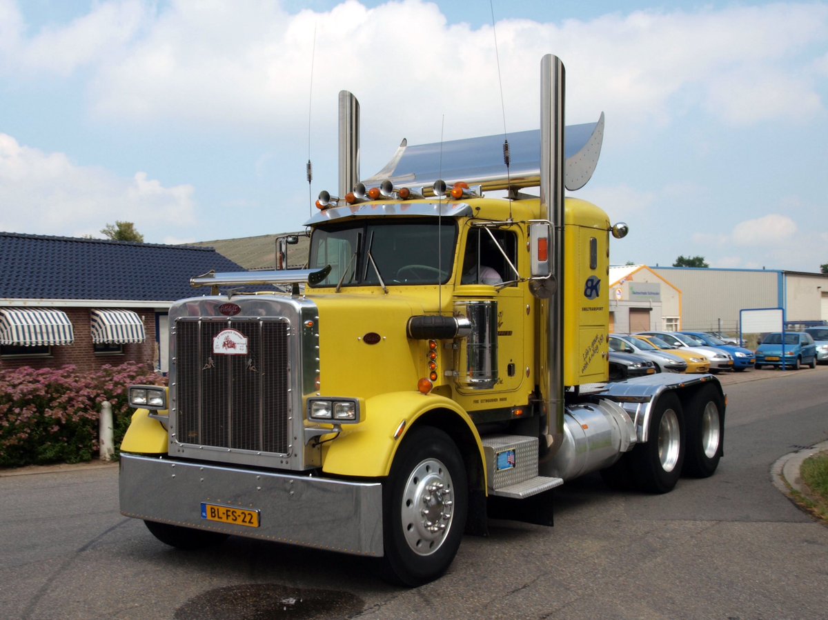 SAY CHEESE! 👄🧀 tweet media