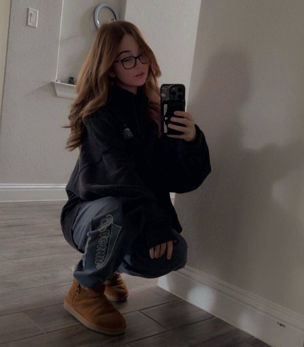 ✨ Lyssaurora ✨ tweet media