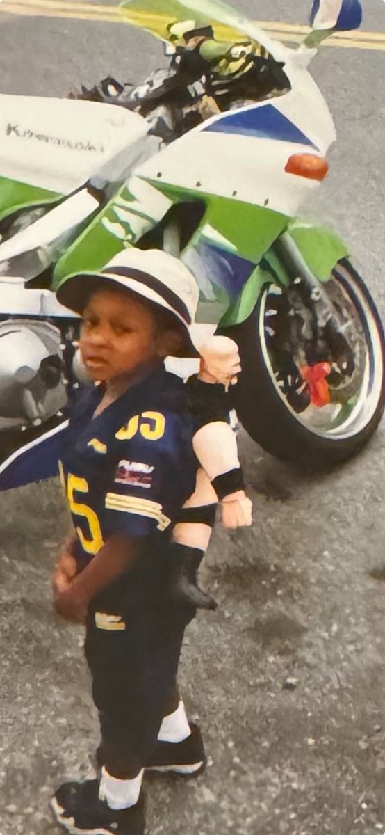 Chris Bey tweet media