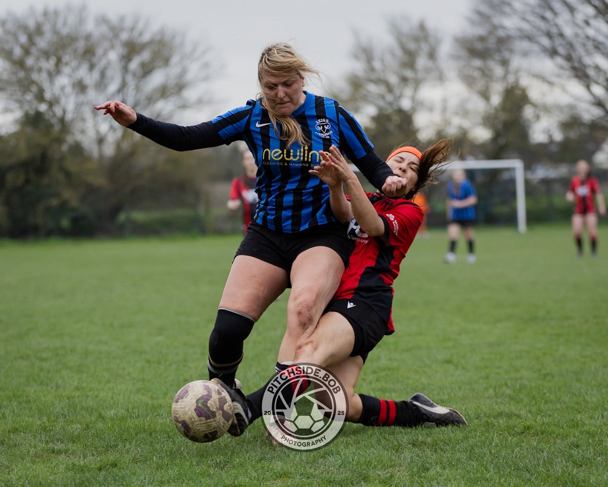 ‘Pitchside Bob’ Sharman tweet media